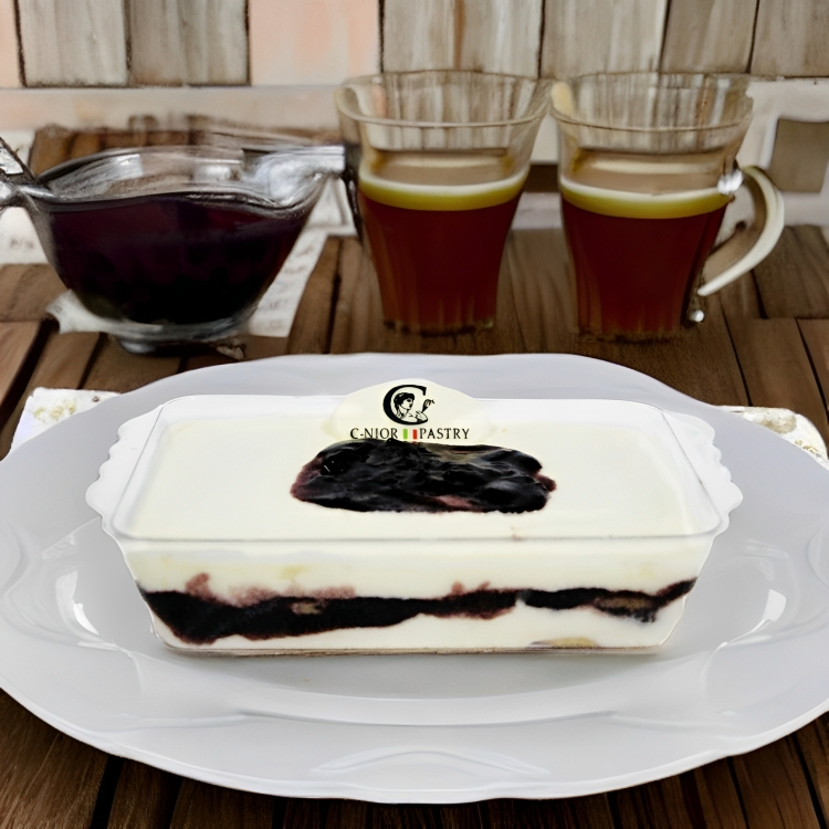 Amarena Tiramisù (black cherry)